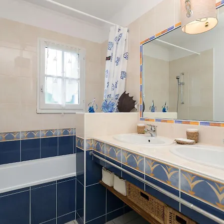 Luxurious With A Dishwasher, Only 3 5km From The