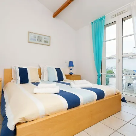 Villa Luxurious With A Dishwasher, Only 3 5km From The