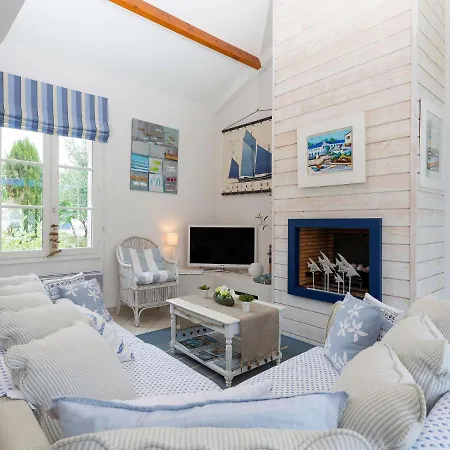 Luxurious With A Dishwasher, Only 3 5km From The Villa